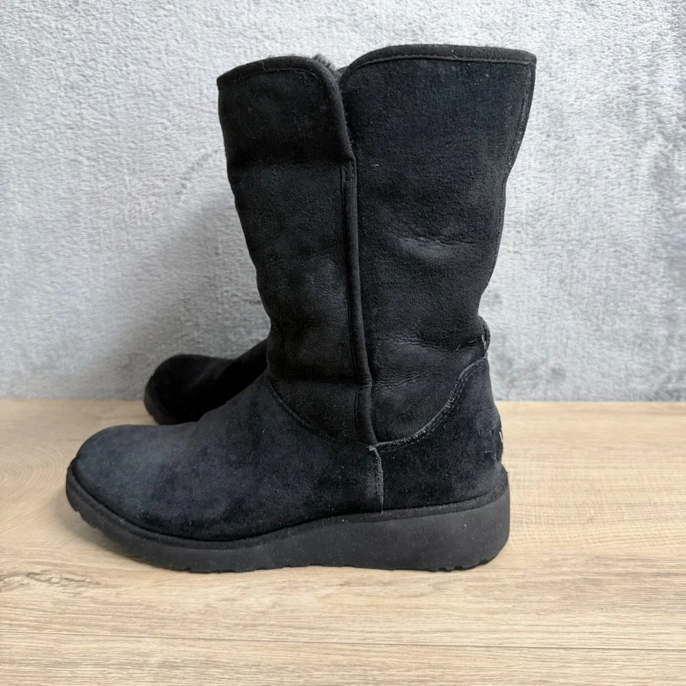 UGG Amie Classic Slim Boot Women 8 Black‎ Suede Shearling Mid Calf Wedge Heel